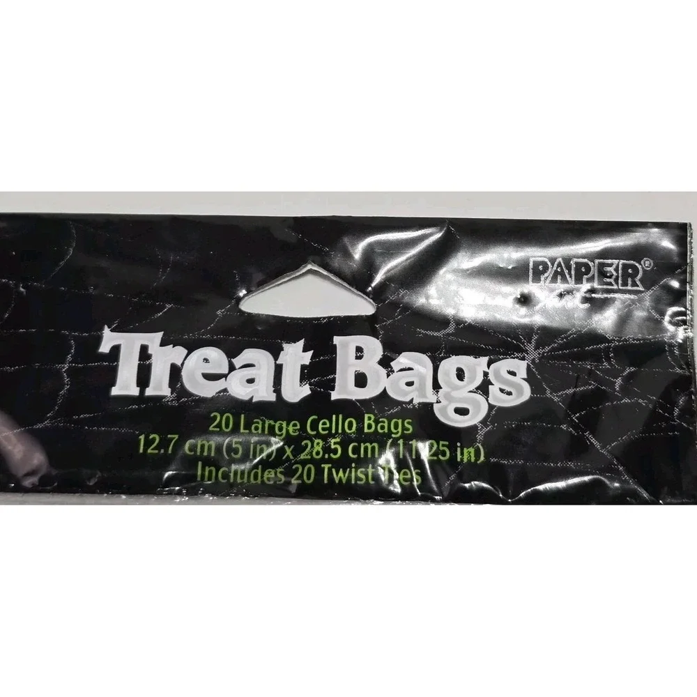 Vintage Paper Art Ghoulish Grins Halloween 20 Cello Treat Bags Sealed
